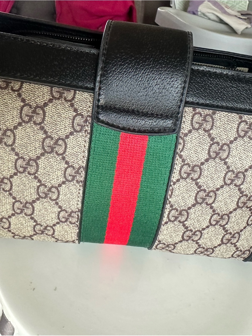 Gucci Beige GG Supreme Canvas Crossbody with Black Trim and Web Stripe - Picture 3 of 3